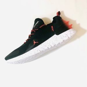 SOLD— Jordan React Havoc